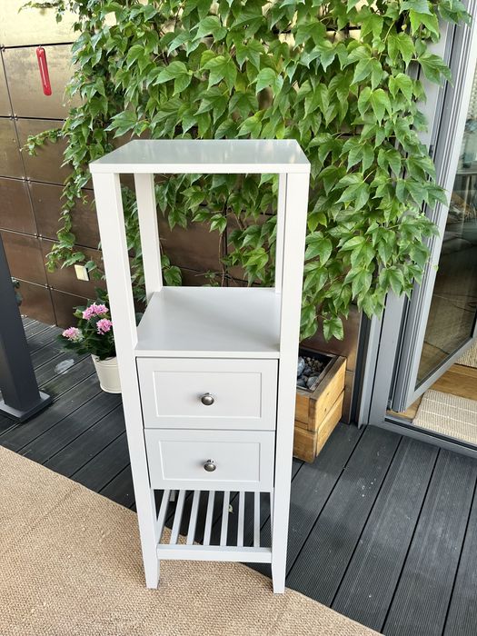 Szara szafka łazienkowa Castorama 40x120