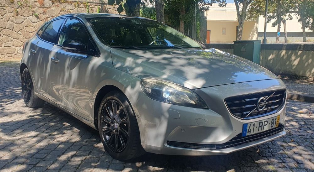 Volvo V40 D2 1.6 diesel summum