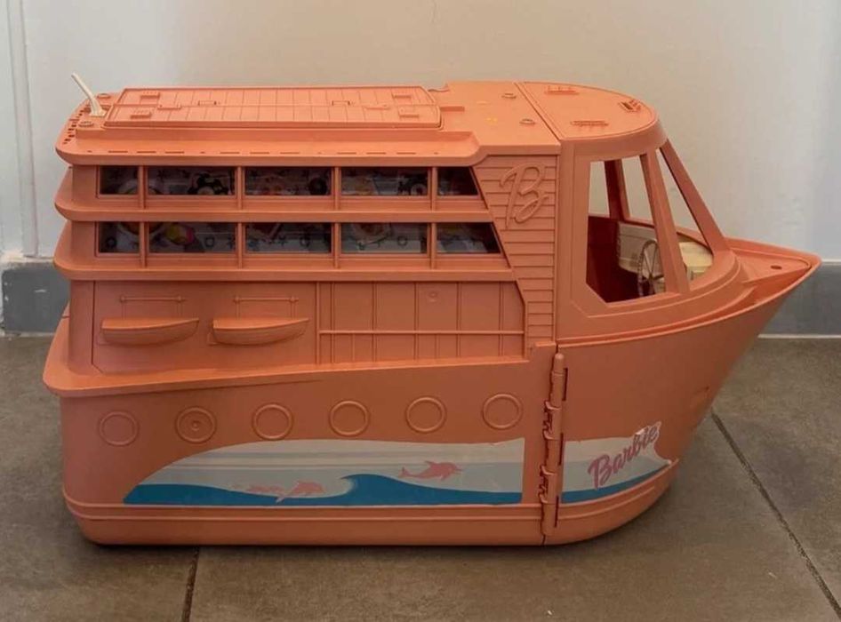 Barco grande da Barbie