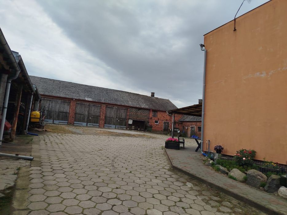 Sprzedam gospodarstwo rolne wraz z domem mieszkalnym