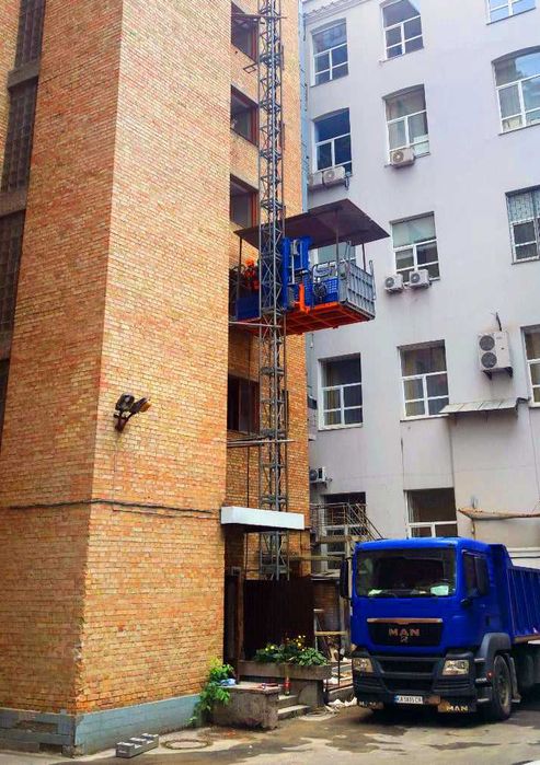 Продаж будівельного підйомника
HEK TPM 1300SD