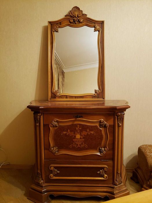 Продам румынский, спальный гарнитур