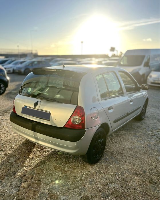Renault Clio 2004