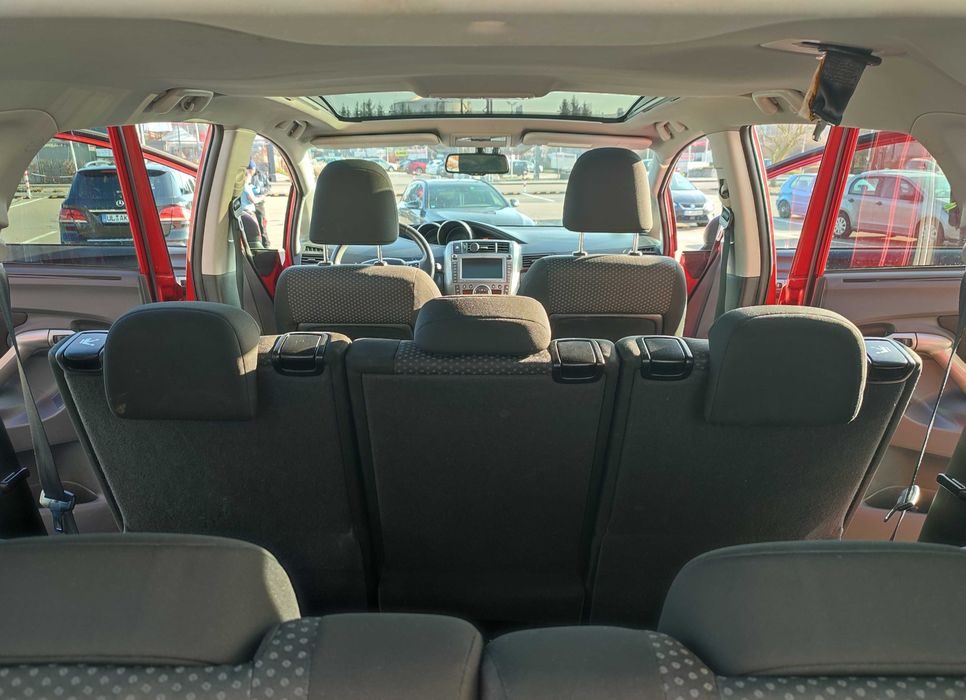 Toyota Verso 2.2 л. 7 місць