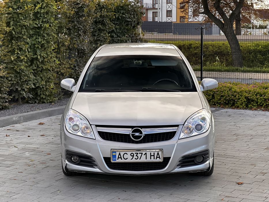 Продам Opel Vectra рест 2007 1.9 д