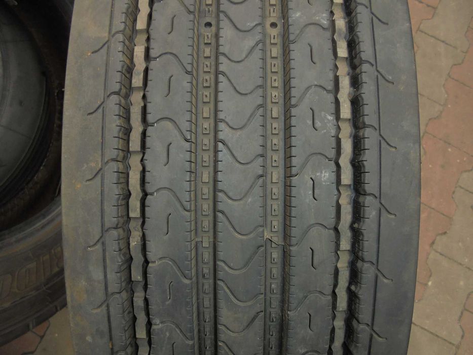 Opona 235/75R17.5 Michelin XZA2 (500 netto)