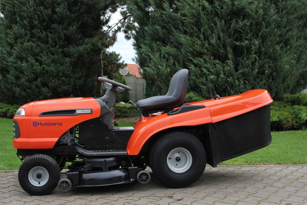 Husqvarna CTH 150 XP CTH150XP Kawasaki V2 TRAKTOREK Kosiarka