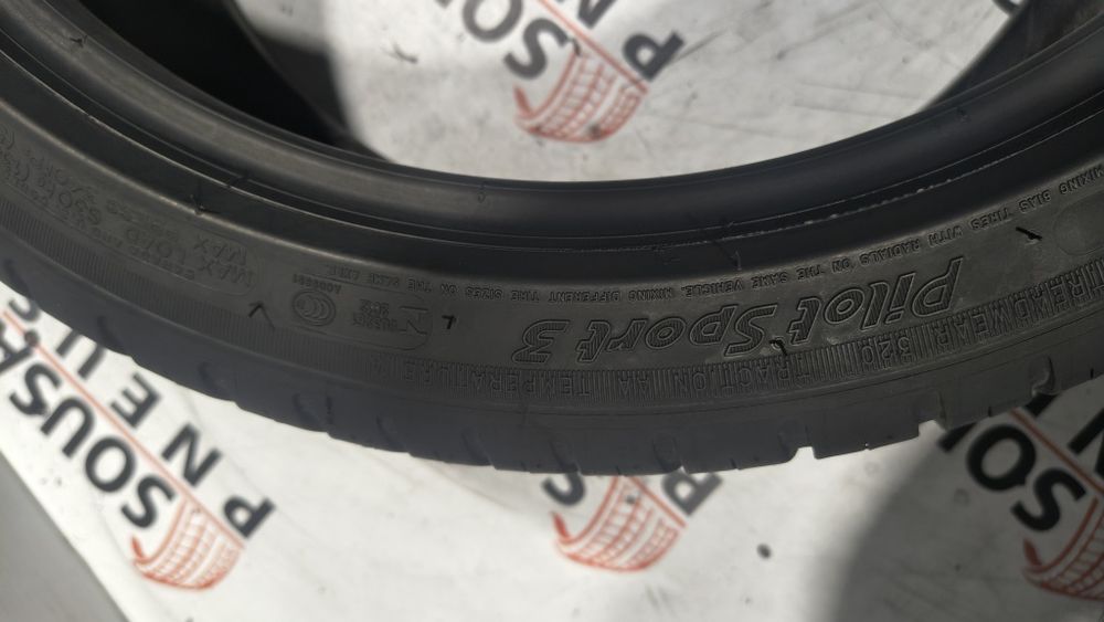 2 pneus semi novos 225-40R18 Michelin - Oferta dos Portes