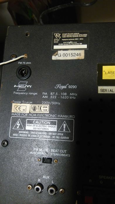 Miniwieża z CD HCM Royal 9290 z kolumnami