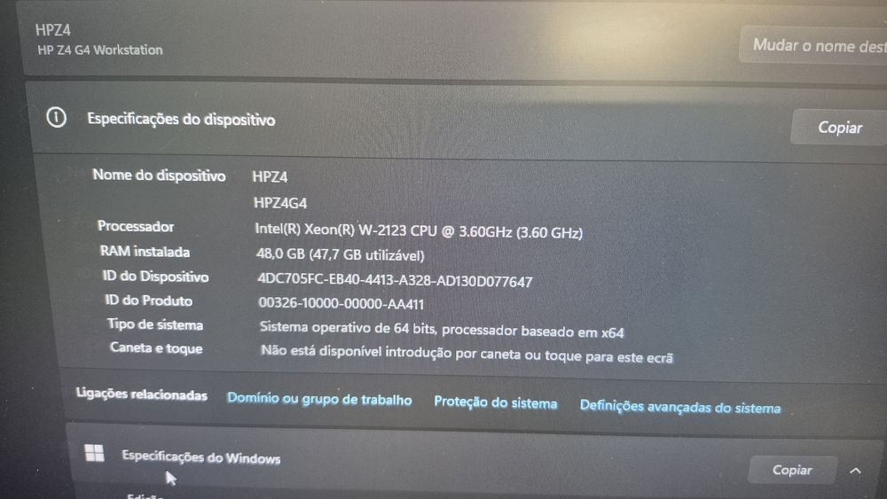 Workstation HP Z4 G4 com 2 monitores Philips de 24"