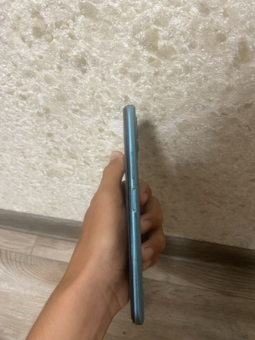 Продам телефон б/в TECNO SPARK 8P