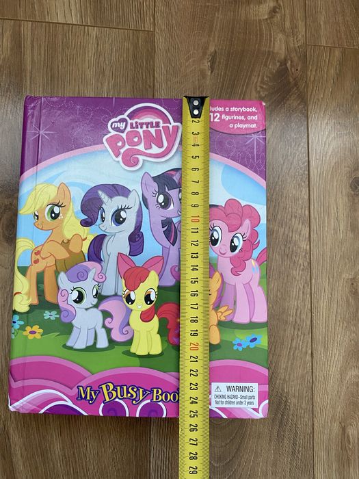 Книга та фігурки My little pony