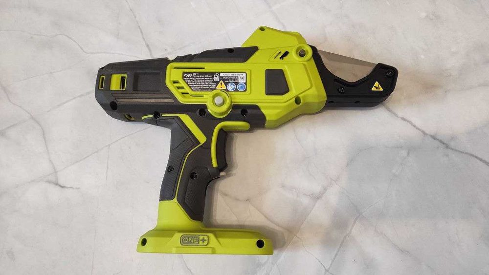 RYOBI P593 PEX 3 300 Olx