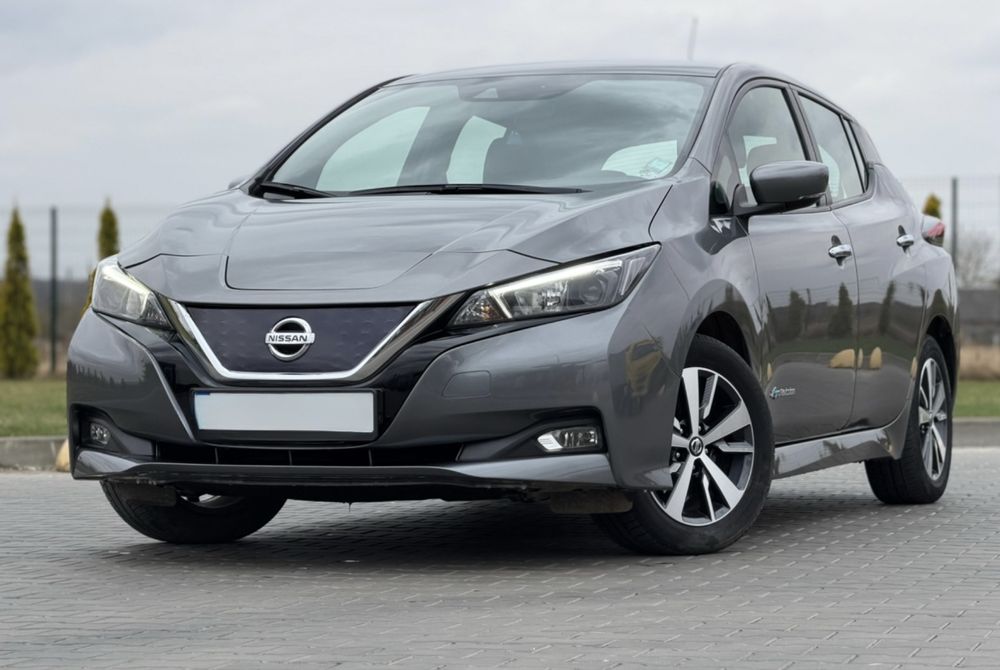 Оренда автомобіля електрмобіля nissan leaf