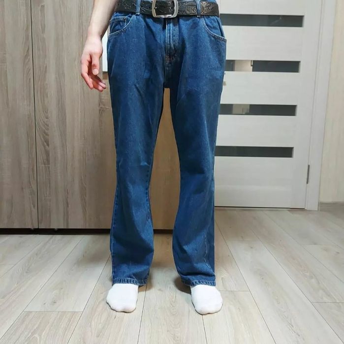 Широкі джинси унісекс