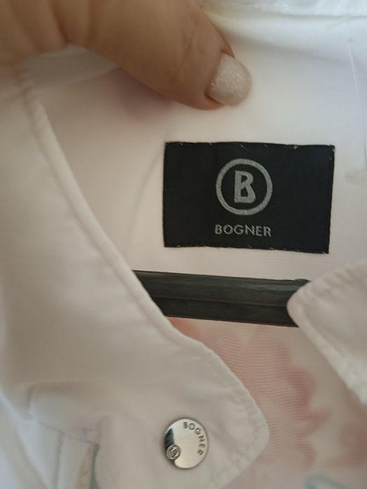 Куртка вітровка Bogner розмір 36