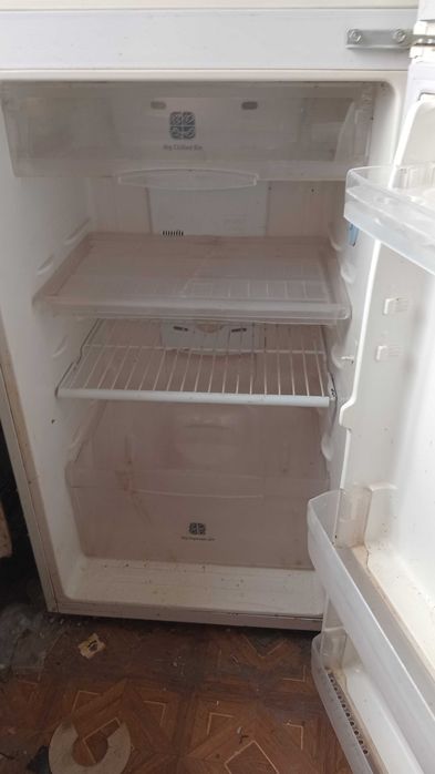 Продам холодильник Samsung срочно