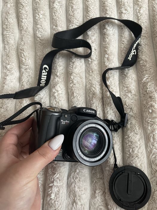 Фотоапарат Canon