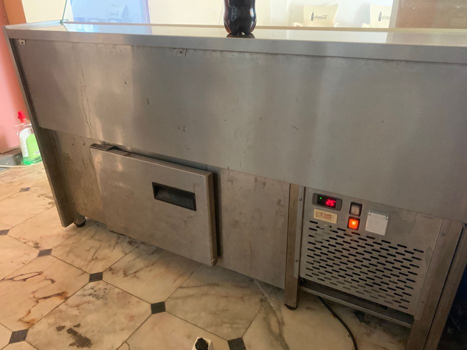 Frigorífico para bares, restaurantes, Igrejas etc