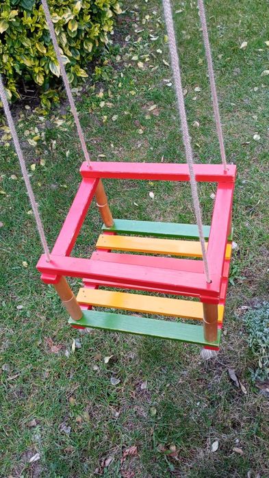 Huśtawka ogrodowa drewniana składana