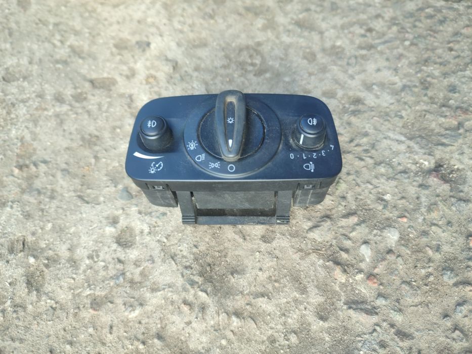 Продам блок управления света на ford escape kuga