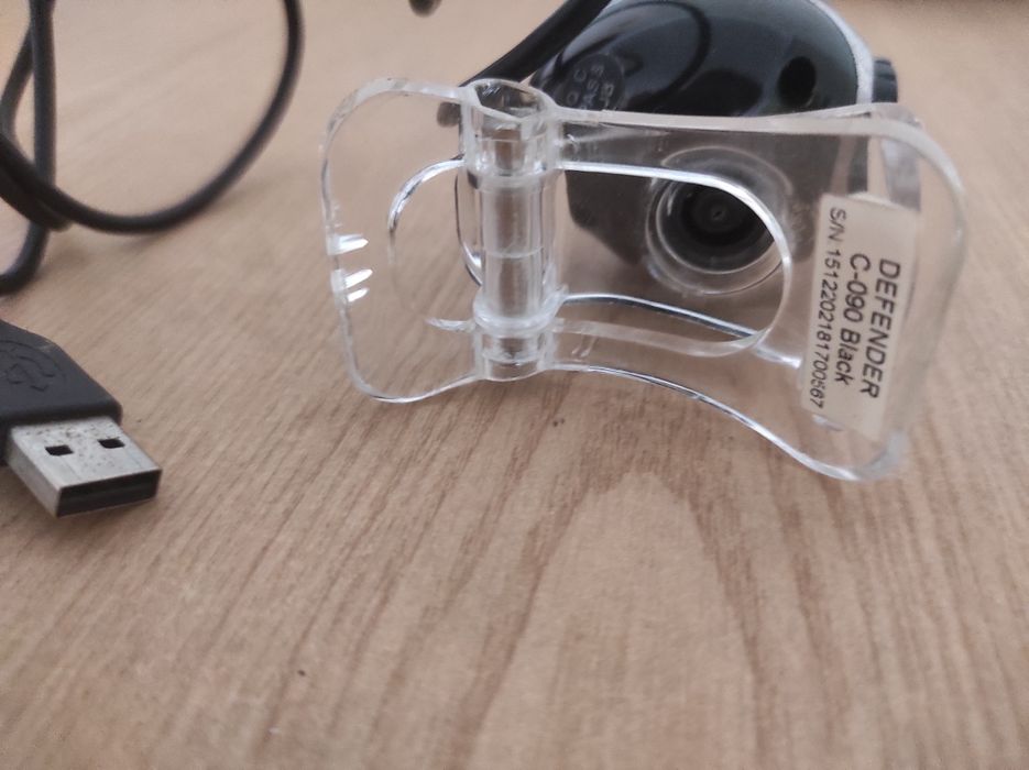 Веб-камера Defender C-090