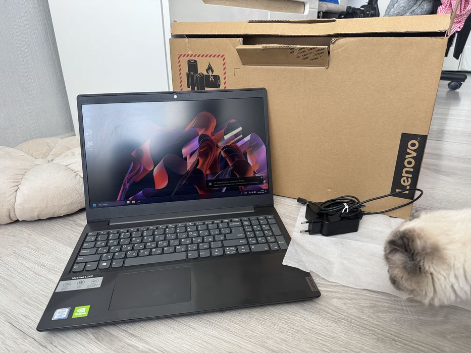 Ноутбук 15.6/FHD/Intel Core i3 8hen/GeForce MX230 2ГБ/SSD
