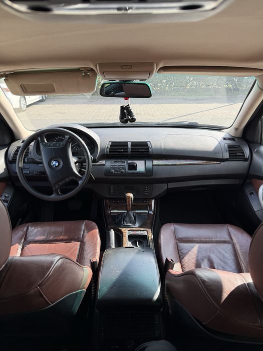 BMW X5 E53 4.4 benzyna + LPG