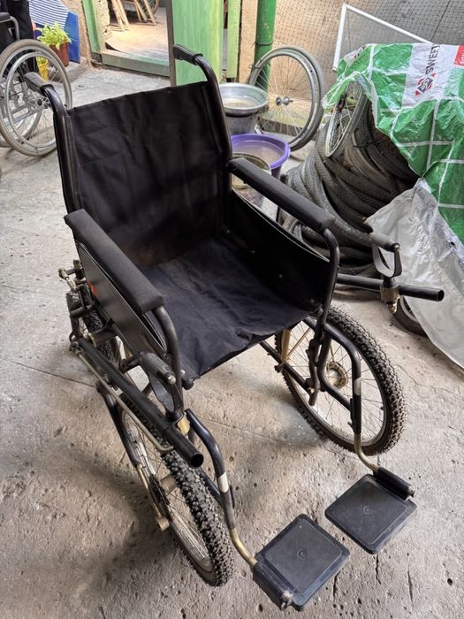 Инвалидная коляска