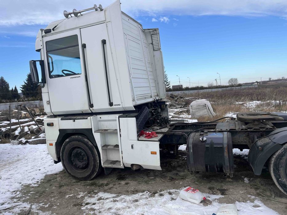 Тягач Рено Магнум 2004року Євро-3