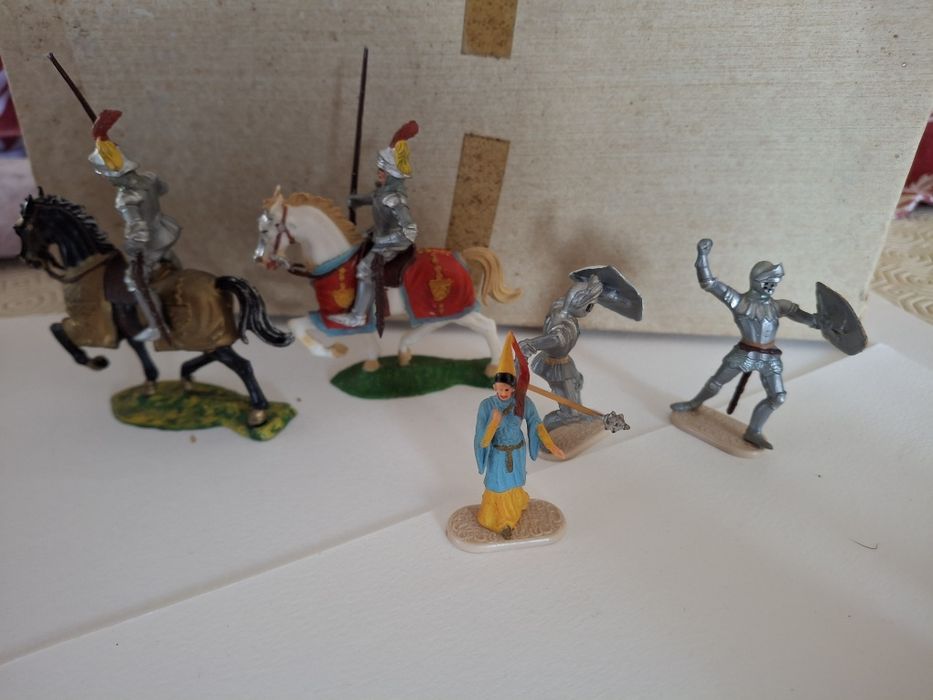 Conjunto figuras antigas mediavais elastolin historex