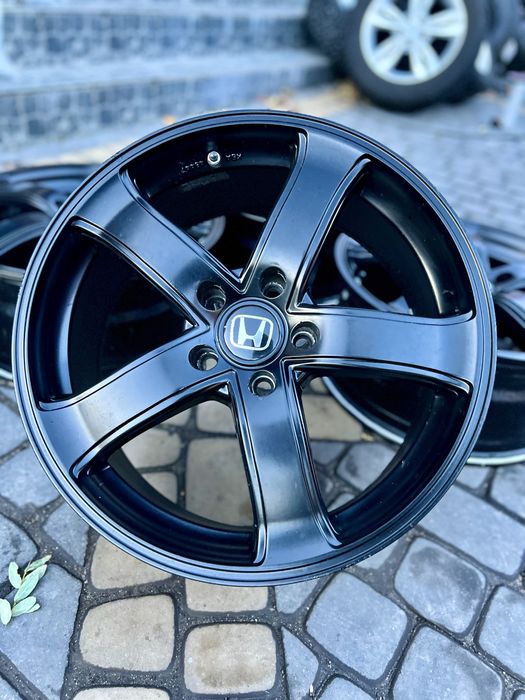 Диски легкосплавні 5х114,3 r18 Rogue Tucson SantaFe Sorento