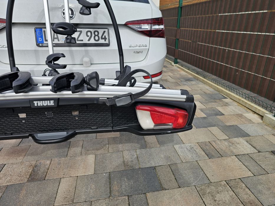 Bagażnik rowerowy Thule VeloSpace 939 plus dokładka na 4 rower