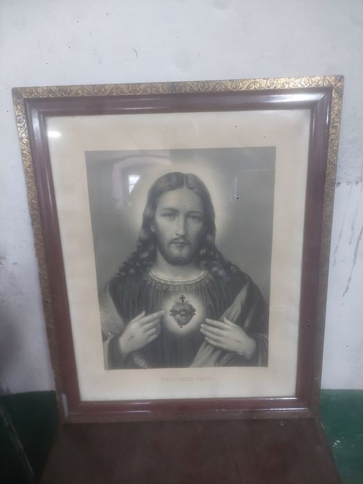 Obraz religijny „Serce Jezusa” w drewnianej ramie – za szkłem