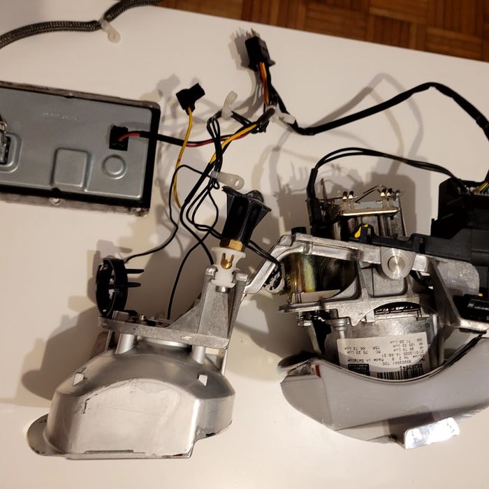 Projetor Bi-Xénon Lente Olho de Boi Citroën C5 Valeo 89203941
