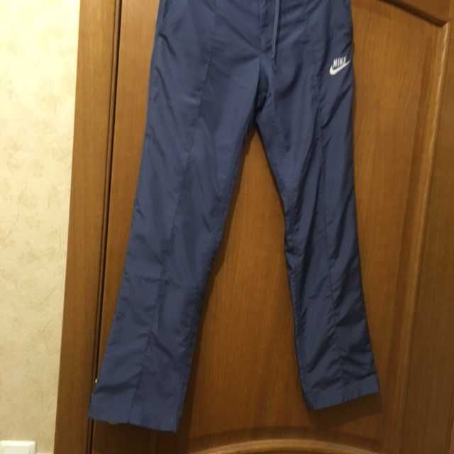 Nike костюм жіночий новий ,фірмовий ,розмір  евро 38(44-46),Індонезія