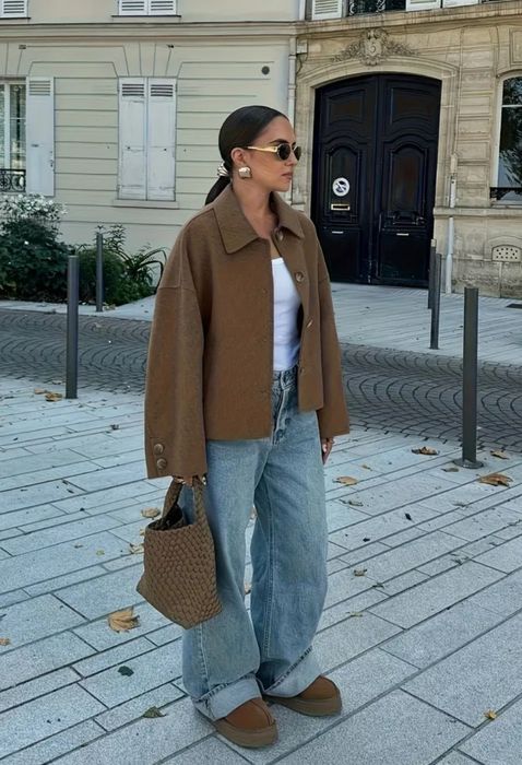 Stylowy brązowy krótki płaszcz  oversize rozmiar M
