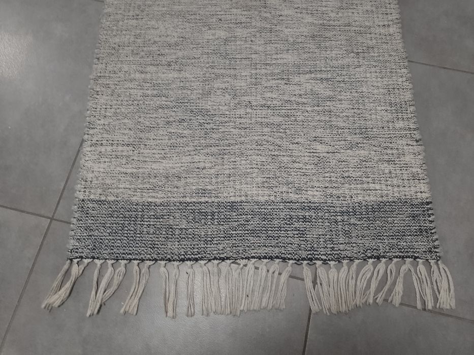 Sprzedam dywanik 150x80 cm.