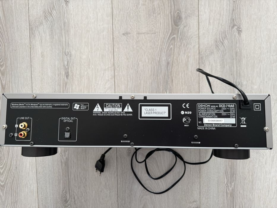Odtwarzacz CD Denon