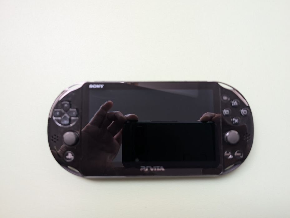 odblokowana PS Vita (Slim) PCH-2016 Wifi