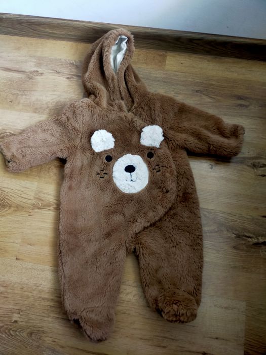 Kombinezon strój na święta piżama miś niedźwiedź r.74 6-9 m-c so cute