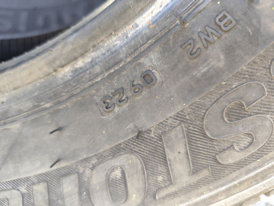 Pneus 225/65r16C Bridgestone Duravis  75% piso