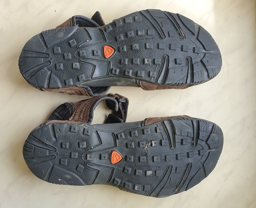 Sandały Nike ACG roz. 42.5 trekkingowe