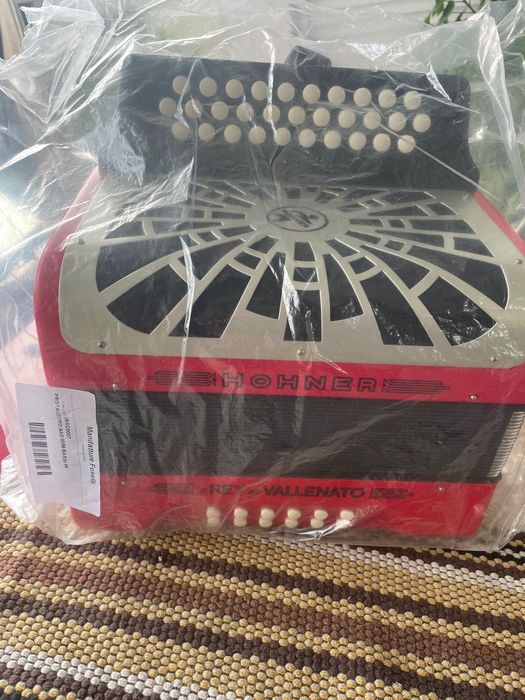 Vendo Concertina NOVA Da Famosa Marca REY VALLENATO