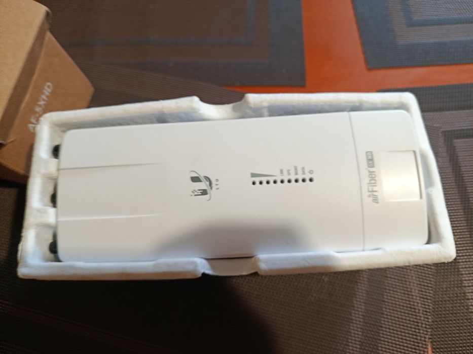 WI FI міст Точка доступу Wi-Fi Ubiquiti AF-5XHD
0
Пошук

❮ Точки досту