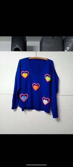 Sweterek damski w serduszka