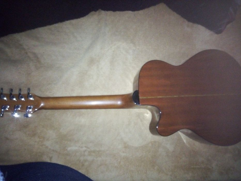 Guitarra Raines electro-acústica 7 cordas