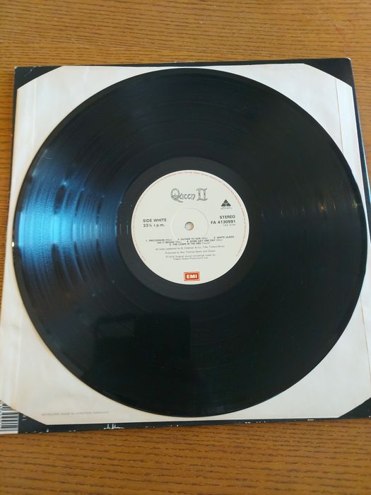 Queem II edição inglesa