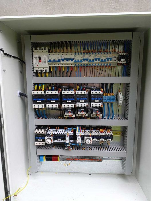 Виготовлення кранових шаф панелей керування вантажопідйомними кранами