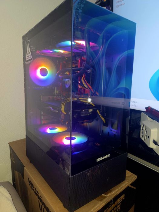 Computador gaming intel xeon 2667v4 rx580 8gb 32gb ram